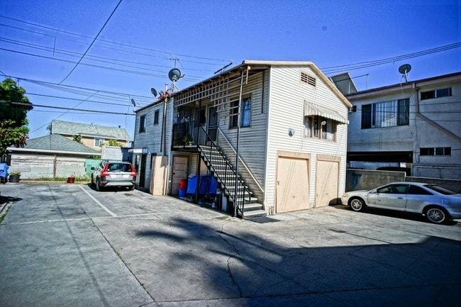 660 N Normandie Ave, Los Angeles, CA 90004